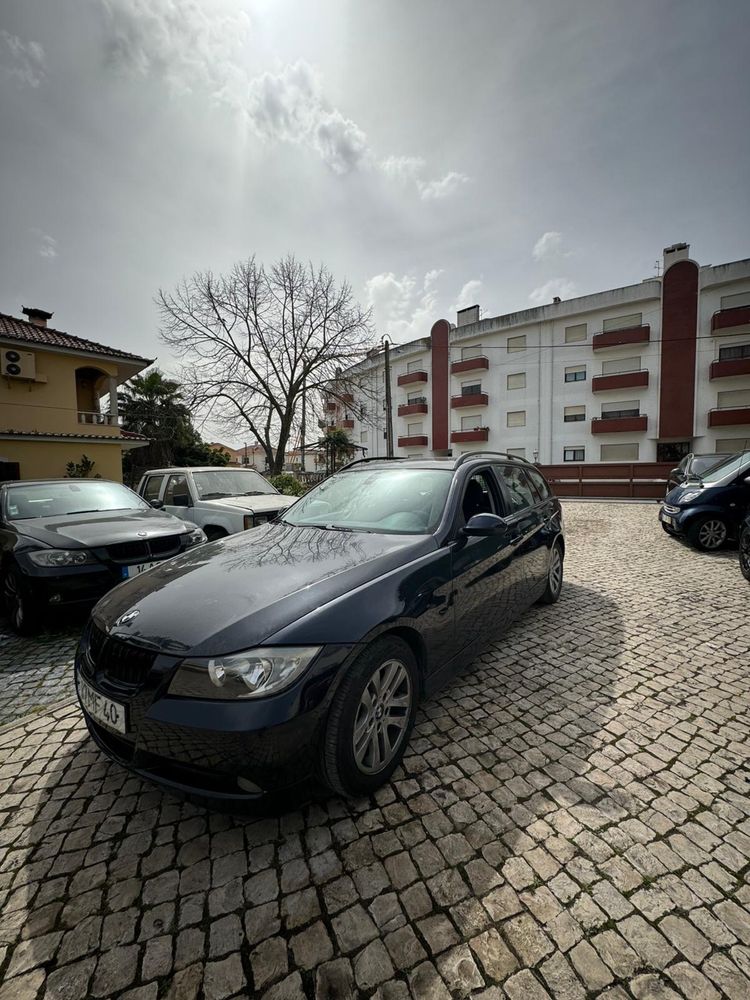 Vendo ou troco por carro do meu interesse aceitos carros mais caros