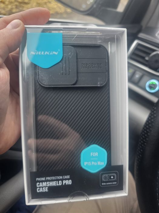 Продаю новий чохол для iPhone 15 Pro Max.