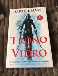 Livro “Trono de Vidro” Sarah J. Maas