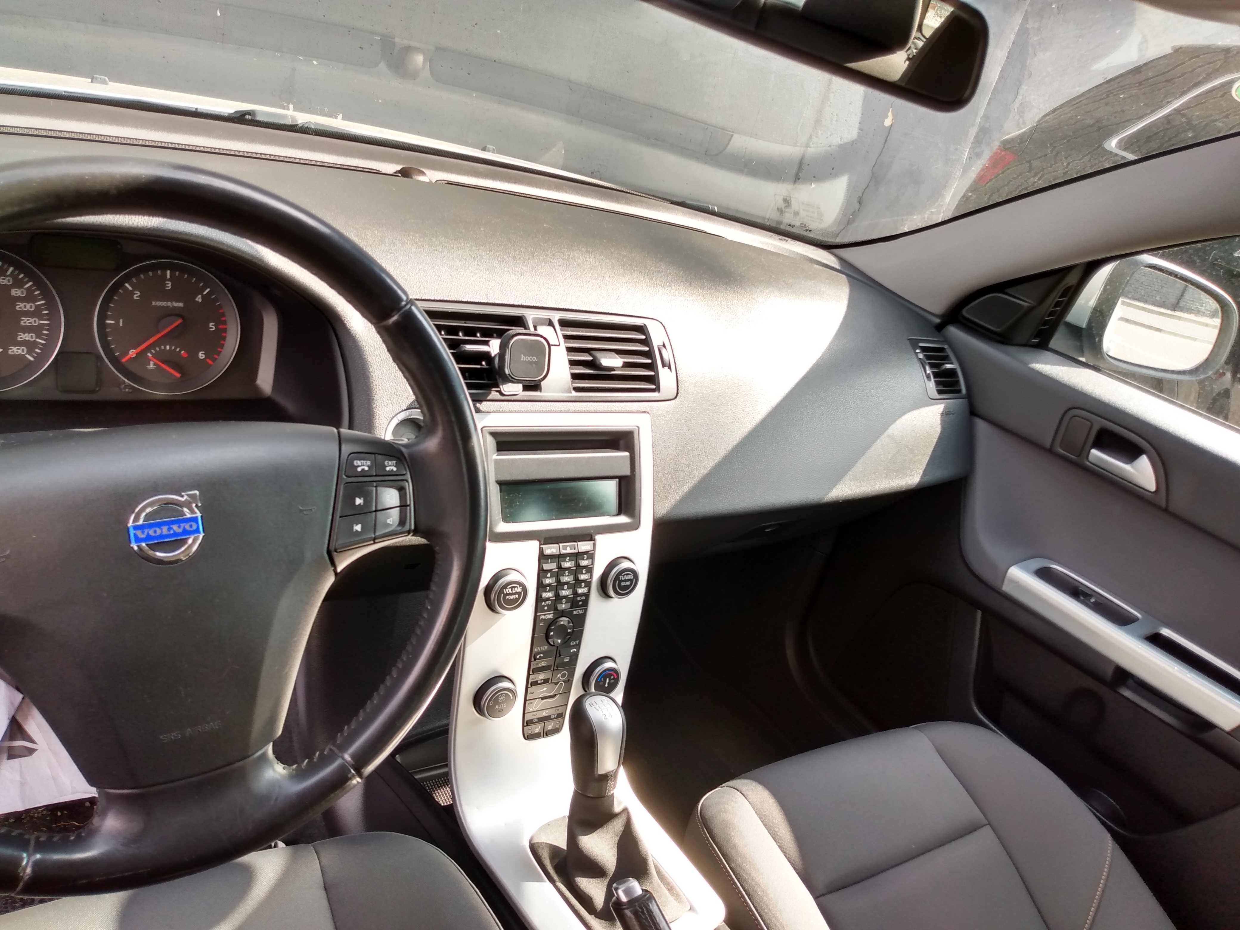 ТЕРМІНОВО Продам, VOLVO V-50 2012 р. 1,6 ДІЗЕЛЬ ,сервісна книга