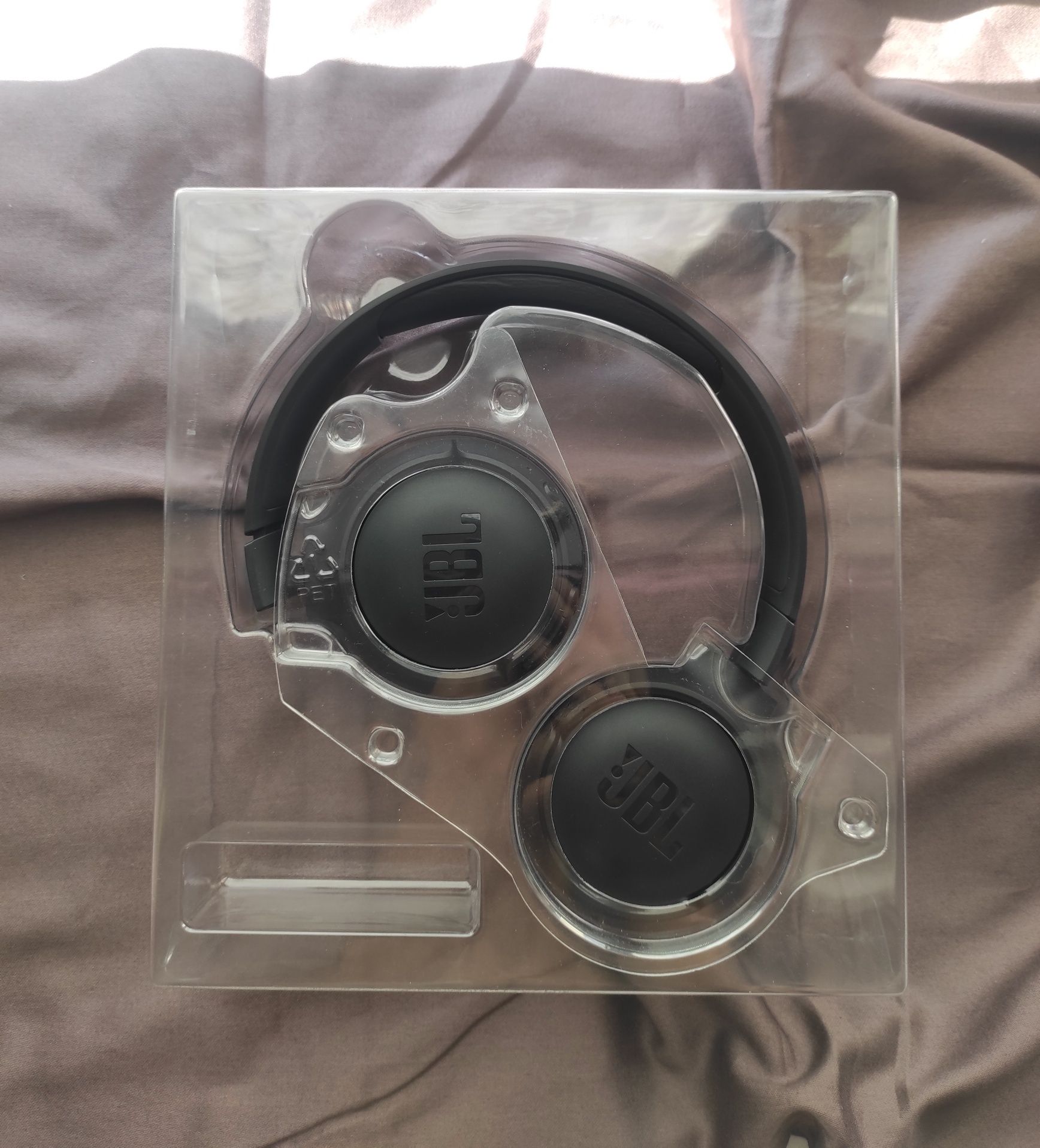 Безпровідні навушники jbl Tune 526вт
