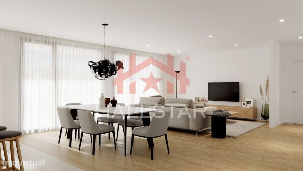 Apartamento T4 / Em Construção / Cozinha Equipada / Garagem Dupla / Pa