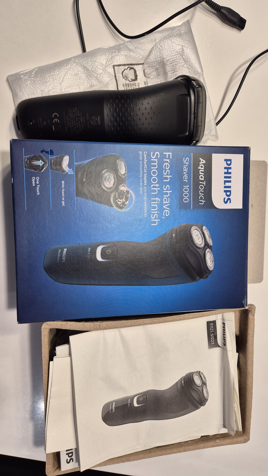 Golarka Philips Aqua Touch 1000