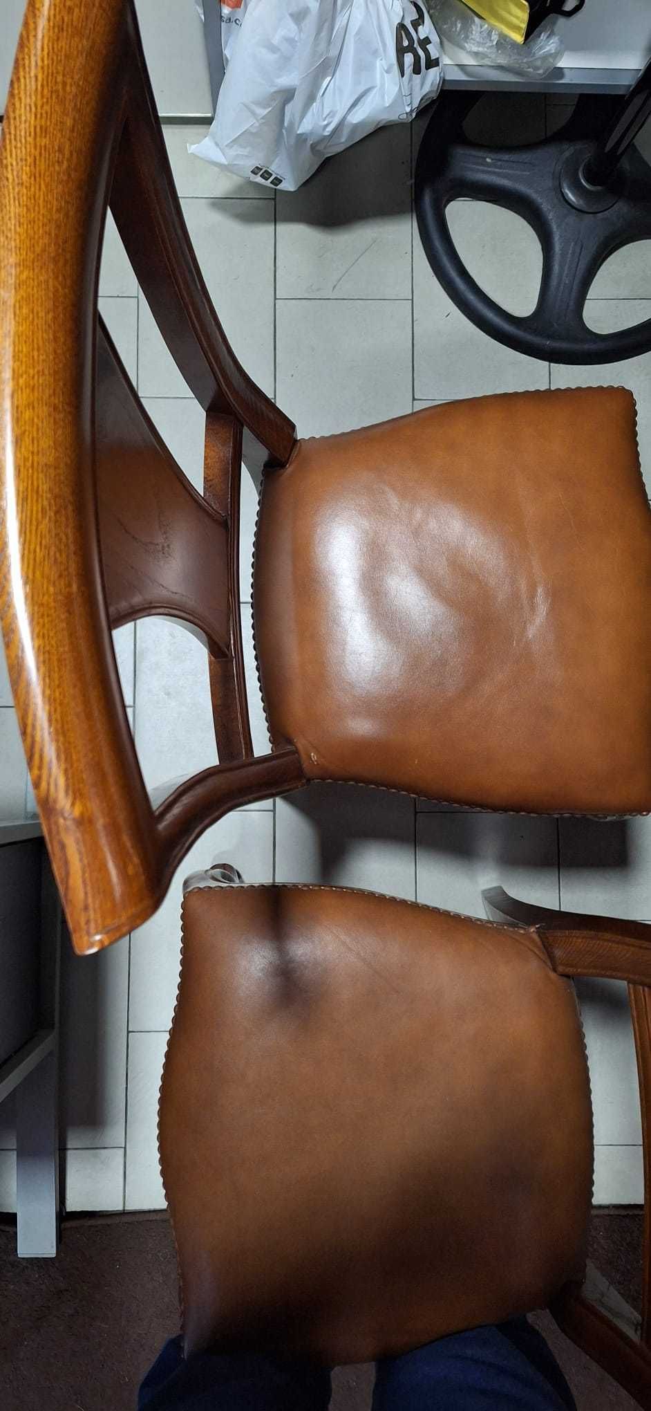 cadeiras de sala em madeira maciça e ótimo estado