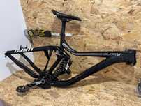 Quadro Giant Glory com amortecedor RockShox Vivid R2C