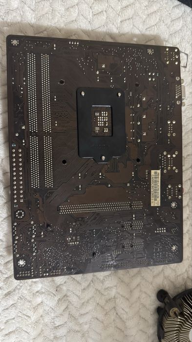 Продам материнскую плату Asus,процессор,оперативную память