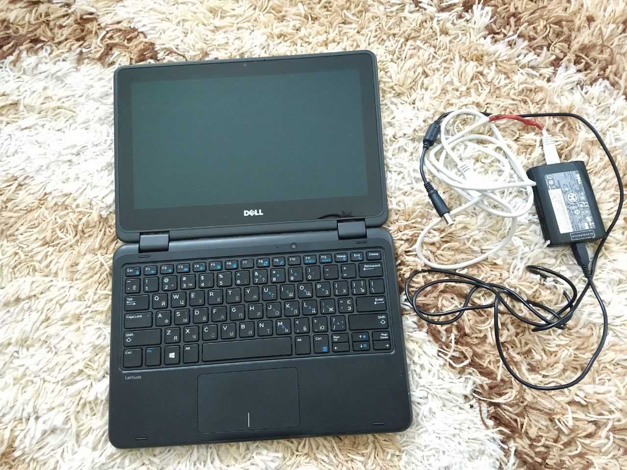 Ноутбук-планшет 2в1 Dell Latitude 3189 +2-камери +4-е ядра +новий SSD
