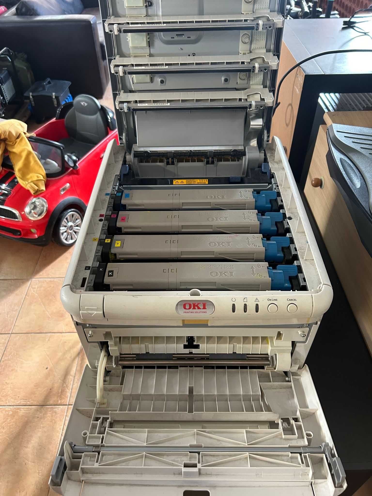 Impressora laser a cores OKI 3400