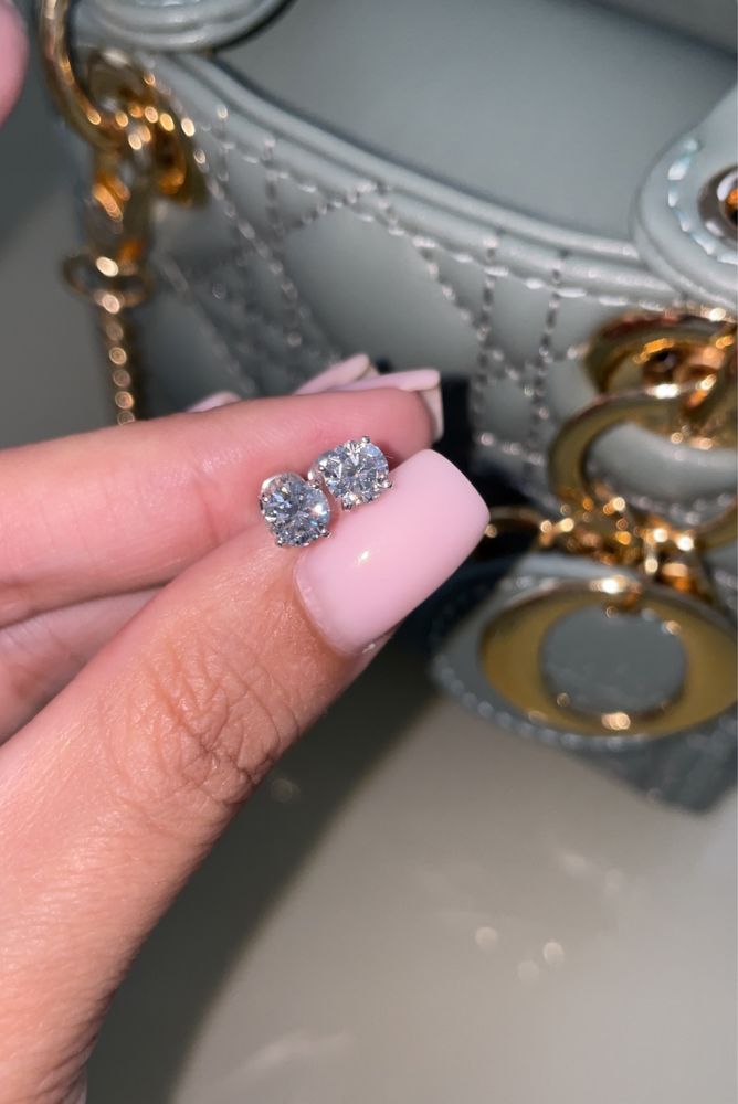 Серьги-гвоздики с муассанитом 0.50ct GRA белое золото 585