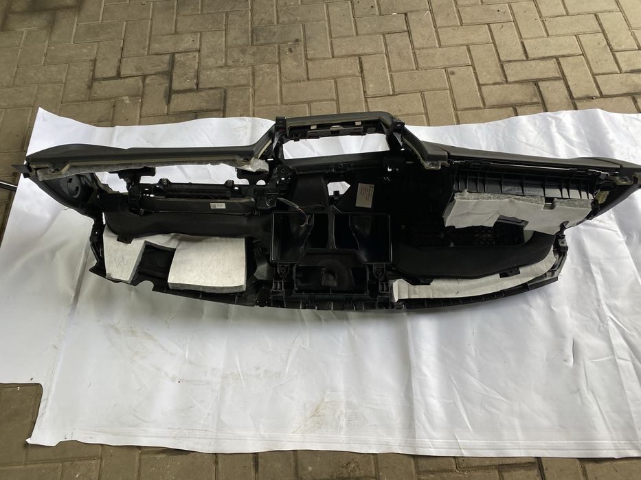Панель консоль торпеда BMW m4 g82/G83  4 G22/g23 G20/21
