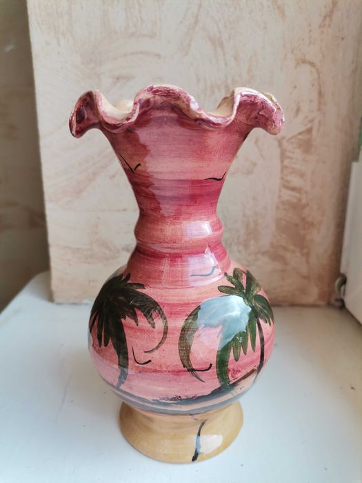 Ceramiczny wazonik
