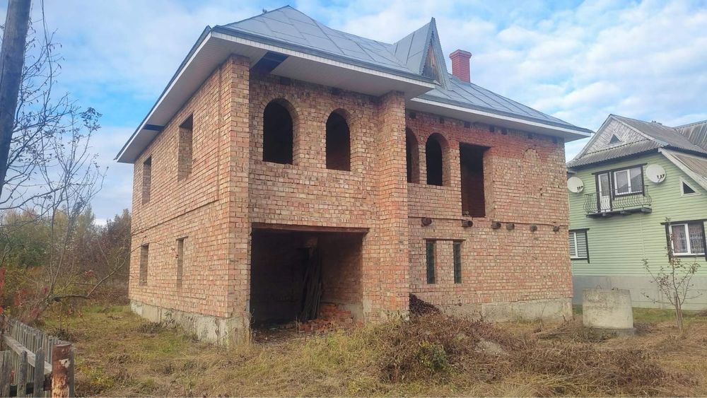 Ваш дім біля Карпат: тиша, природа та свіже повітря.