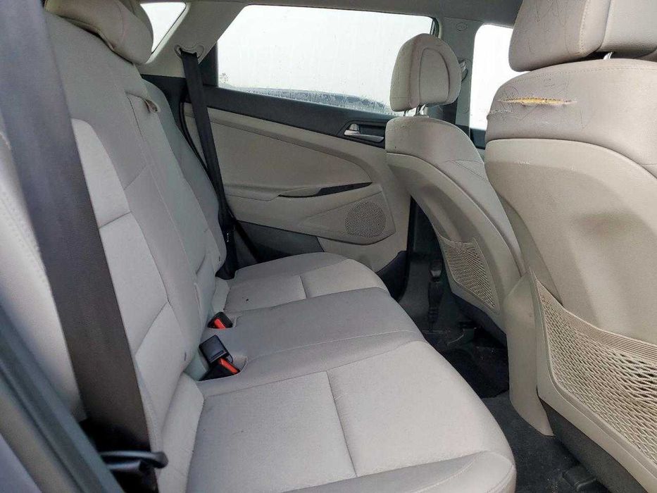 Ціле авто із США Hyundai Tucson SEL AWD 2018