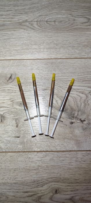 Термопаста золотиста для процесора комп'ютера, приставок PS BOX, ПК