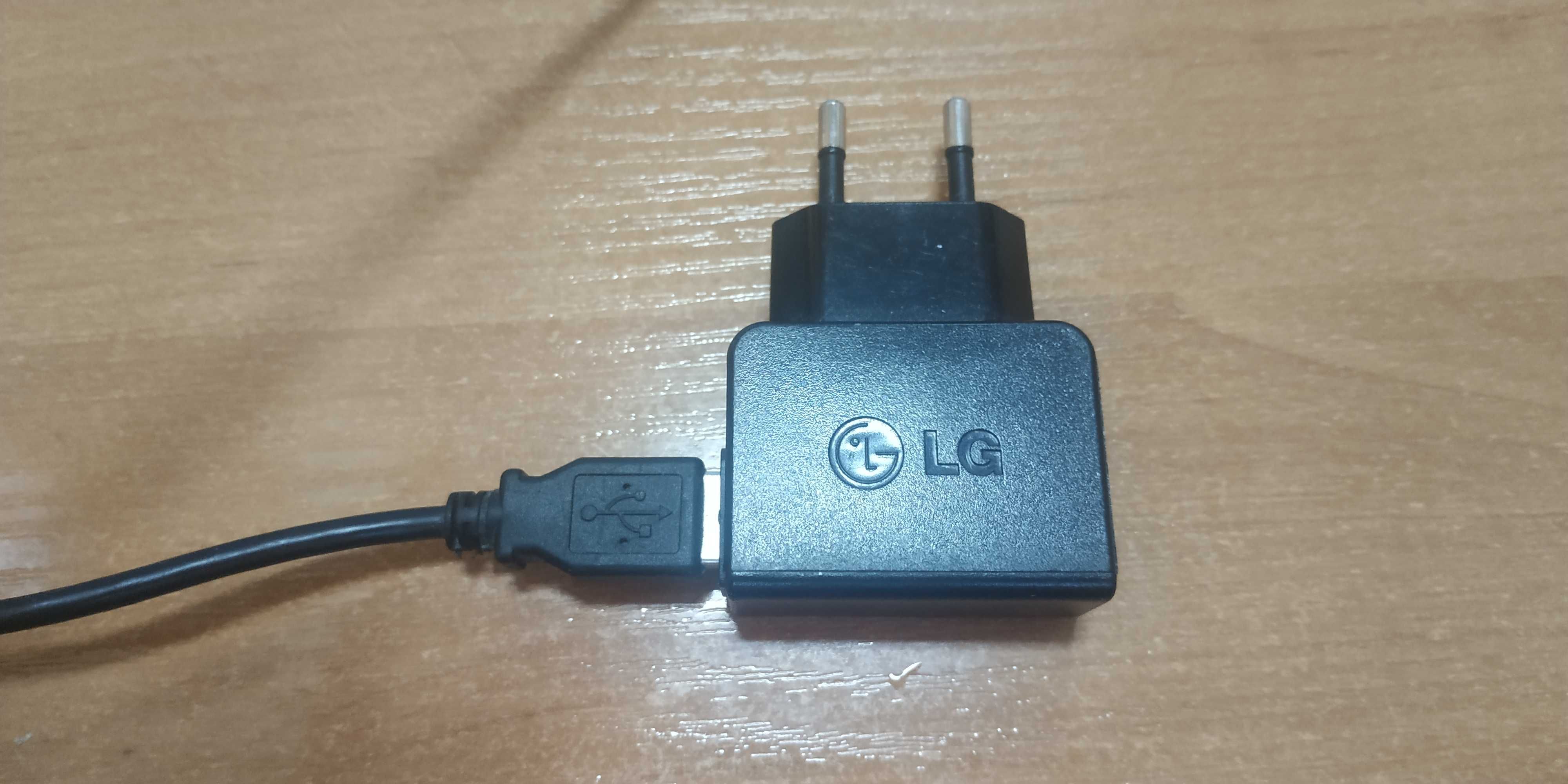 Зарядное устройство для телефона LG STA-U17ER