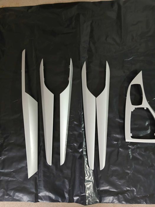 Todos os frises do interior do BMW X1