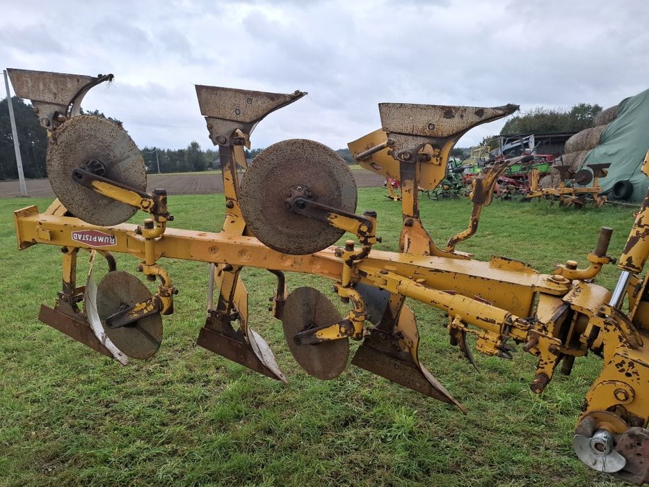 Pług 3 skibowy obrotowy Rumpstad Varimax