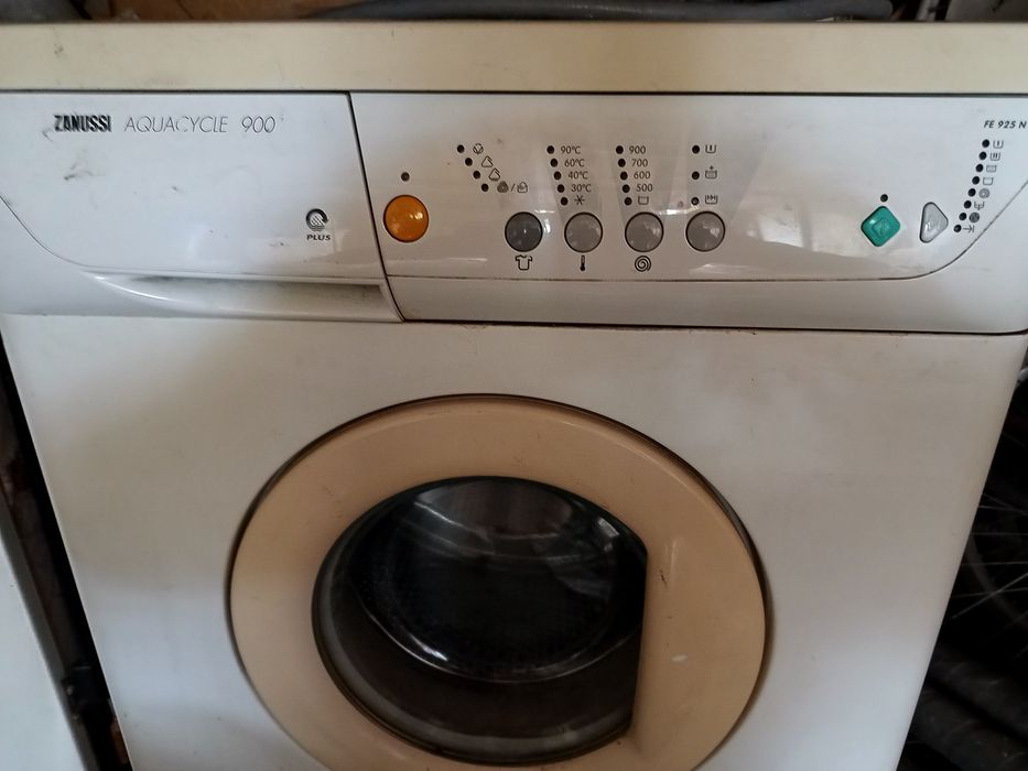 Пральна машина Zanussi aquacycle 900