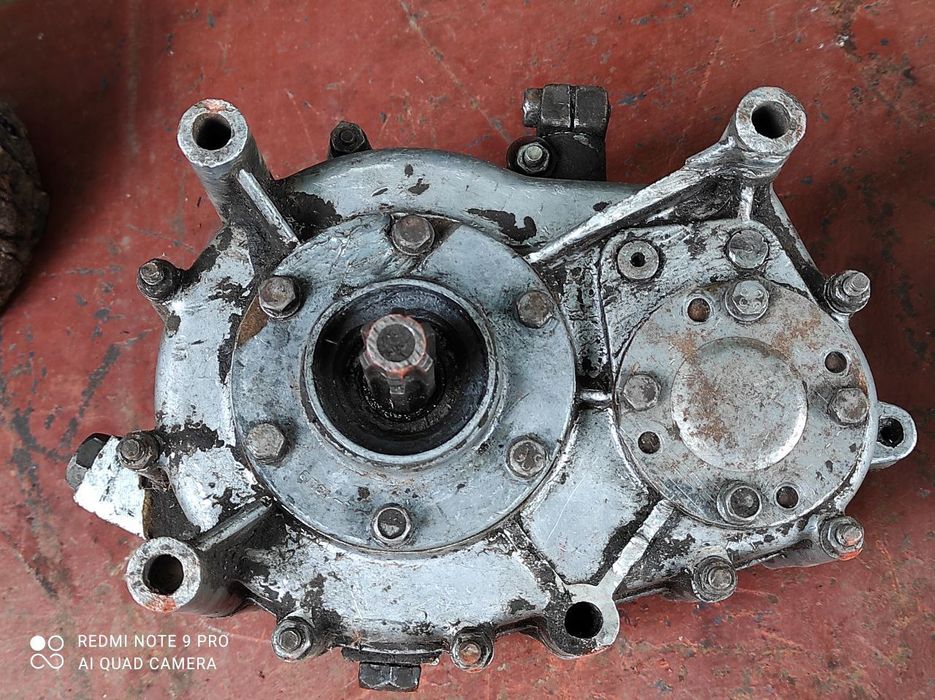 Продам с мотоколяски редуктор заднего моста  б/у.