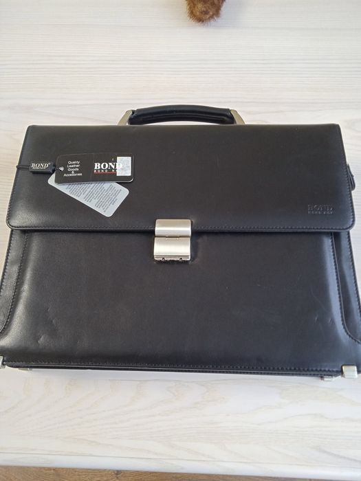 Шкіряний портфель BOND NON