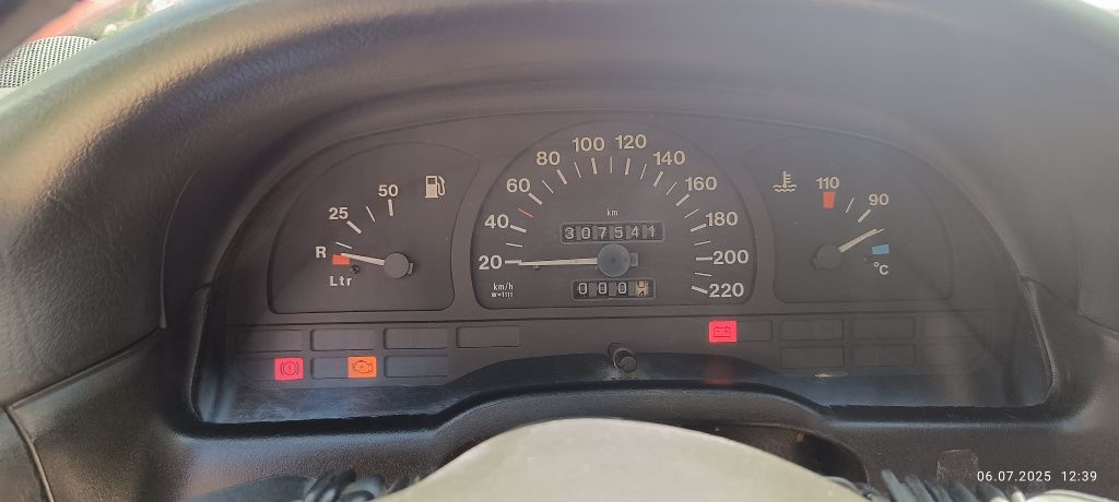 Опель Вектра А 1.6