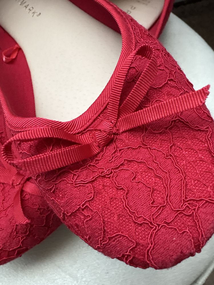 Nowe balerinki z firmy Primark z tłoczonym wzorem