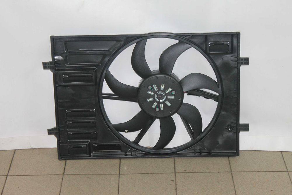 VW Golf 7.5 GTI lift Бампер передній Фольксваген Гольф 7.5 Джіті.