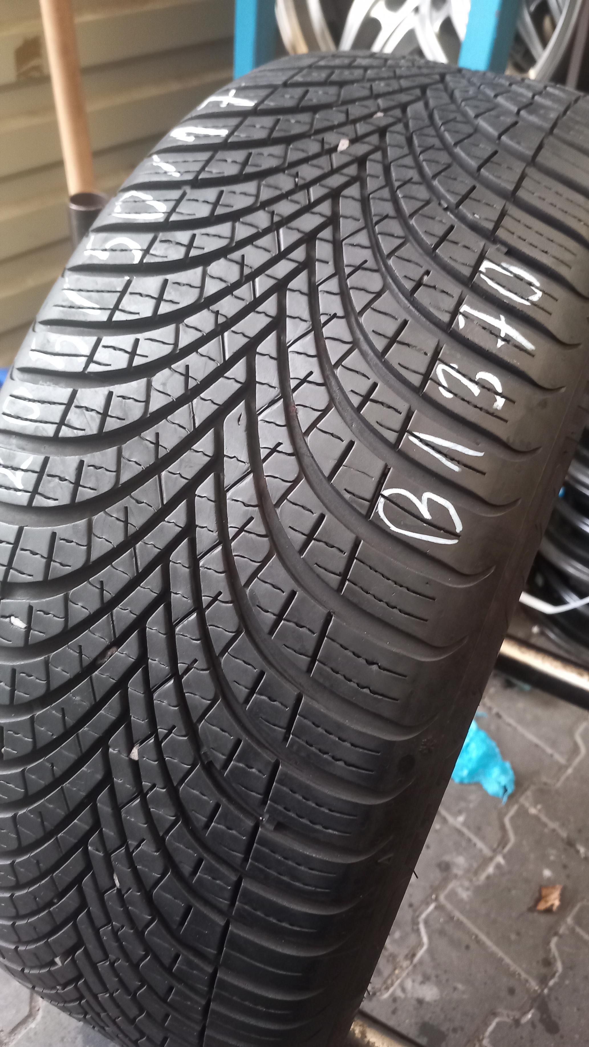 205/50/17 Dunlop All Season 2 93W