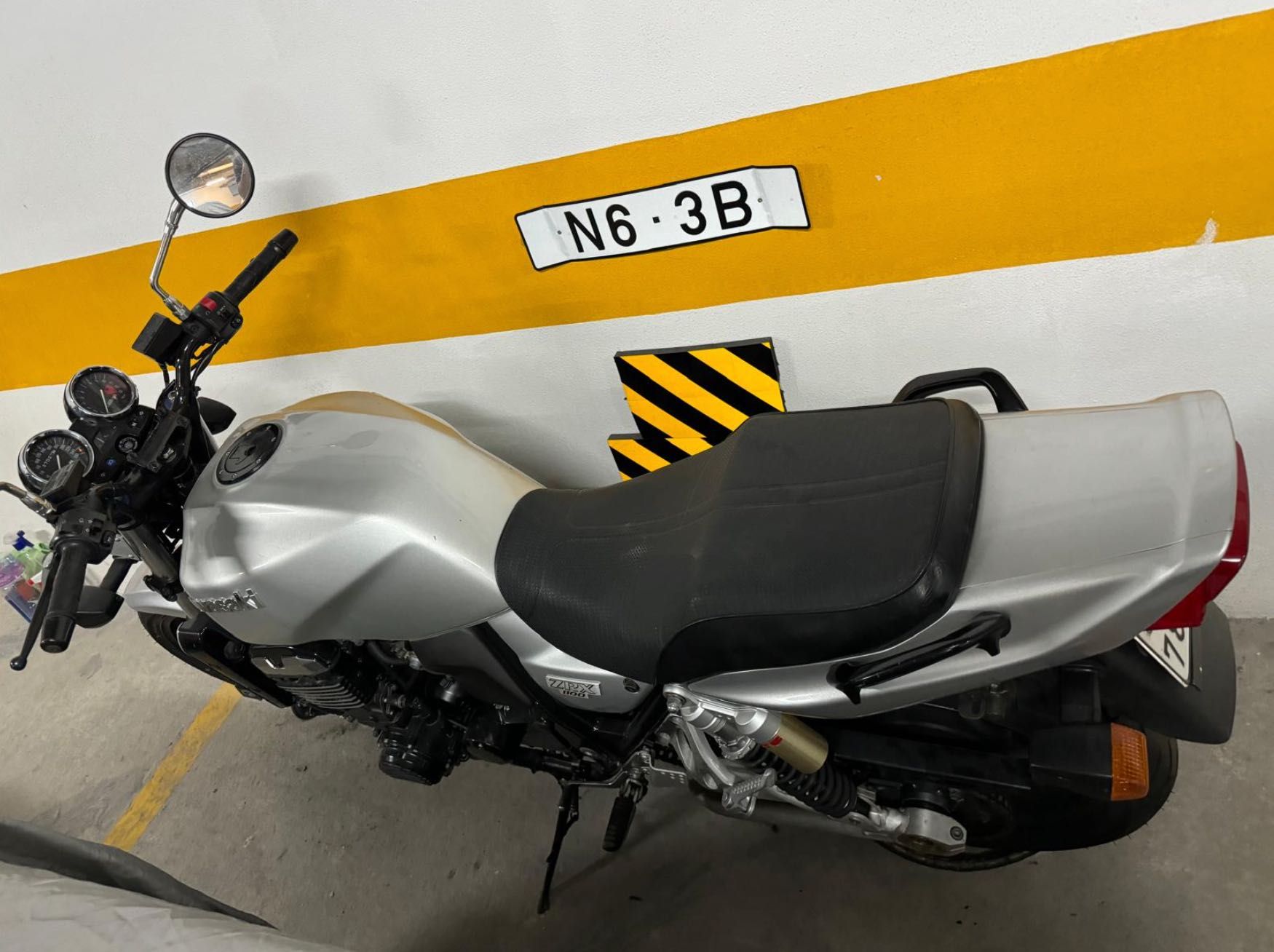Kawasaki ZRX 1100