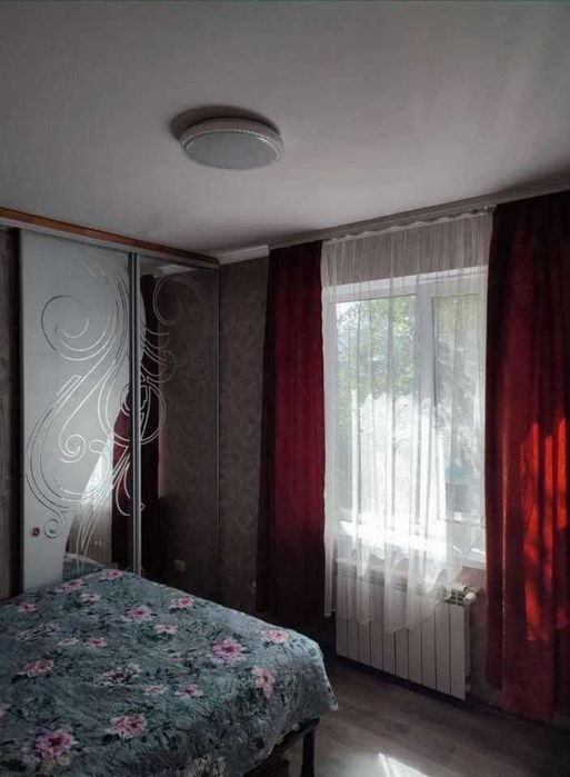 СРОЧНО!Терміново!Продам будинок на Мирному,земля приватизована 9 соток