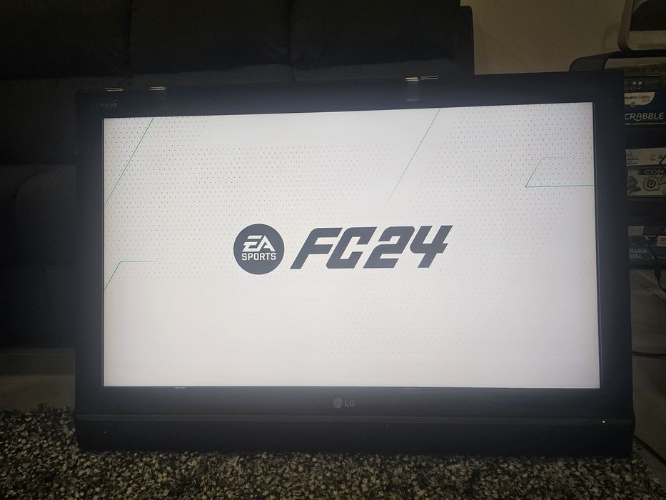 TV LG 39 polegadas e suporte de parede