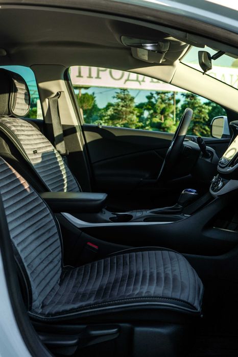 АВТО Chevrolet Volt 2016