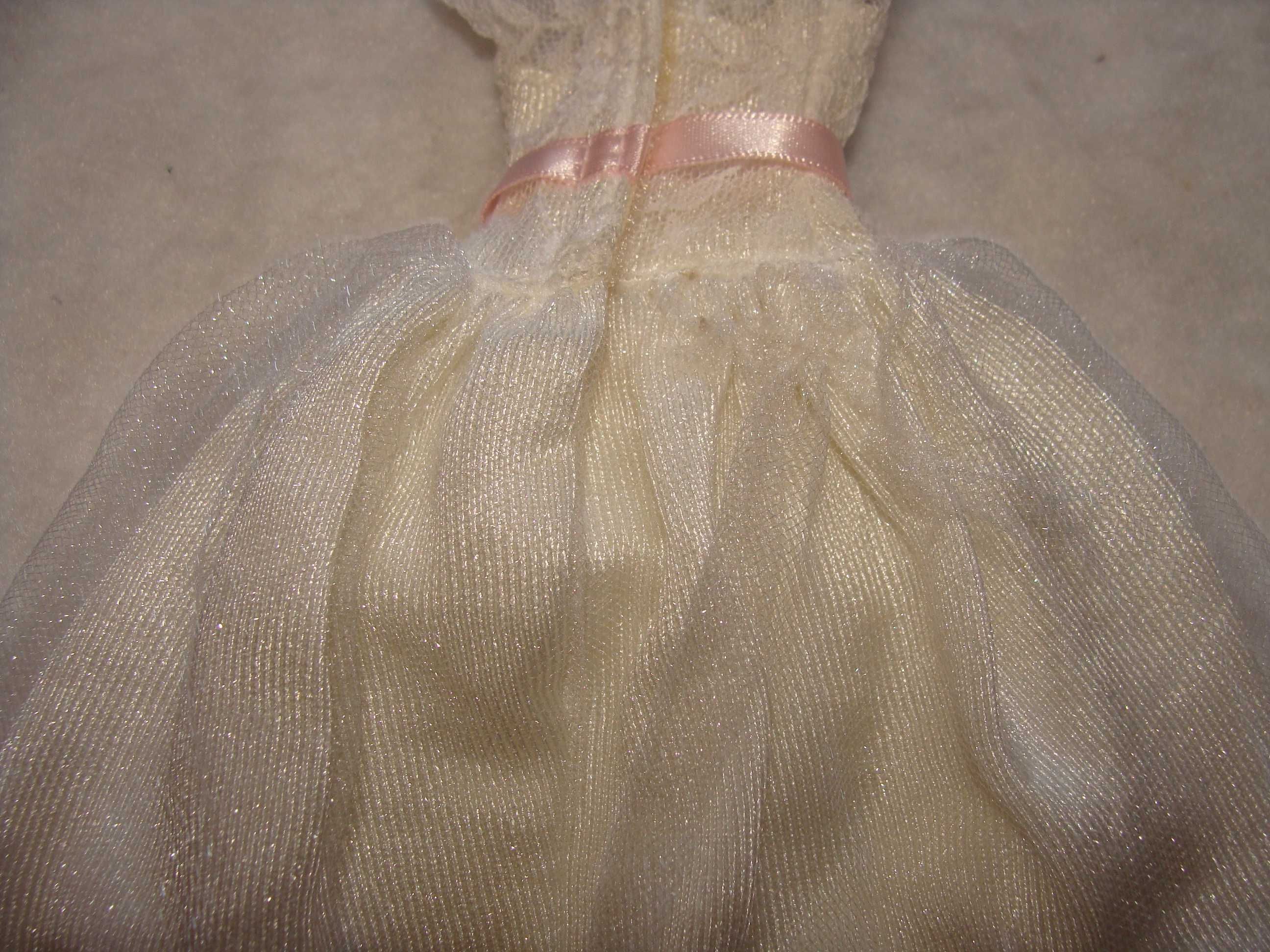 Vestido da Boneca Barbie Bridal Fashion Avenue (Ref. 17623) de 1997