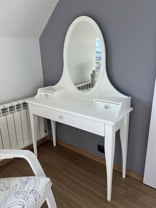 Toaletka biała Meblik.