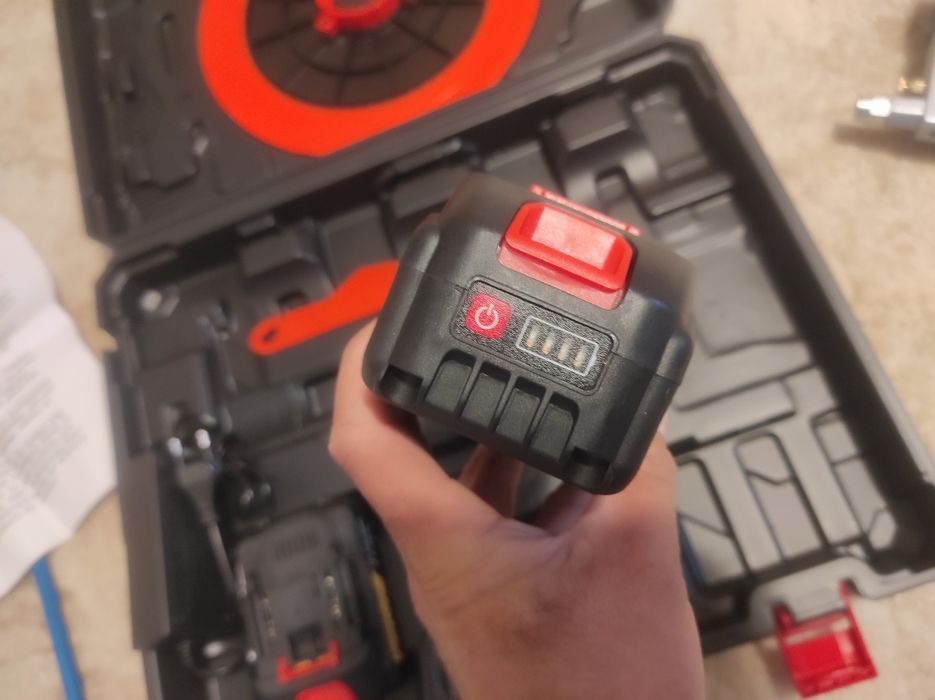 Smarownica akumulatorowa 18V