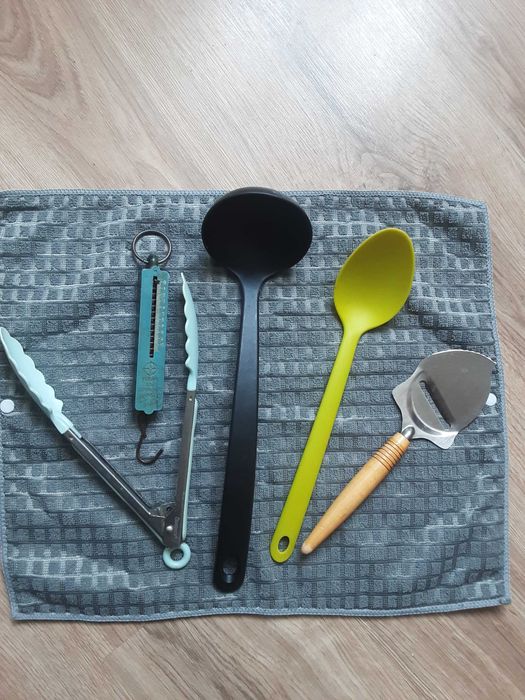 Кухонные принадлежности.