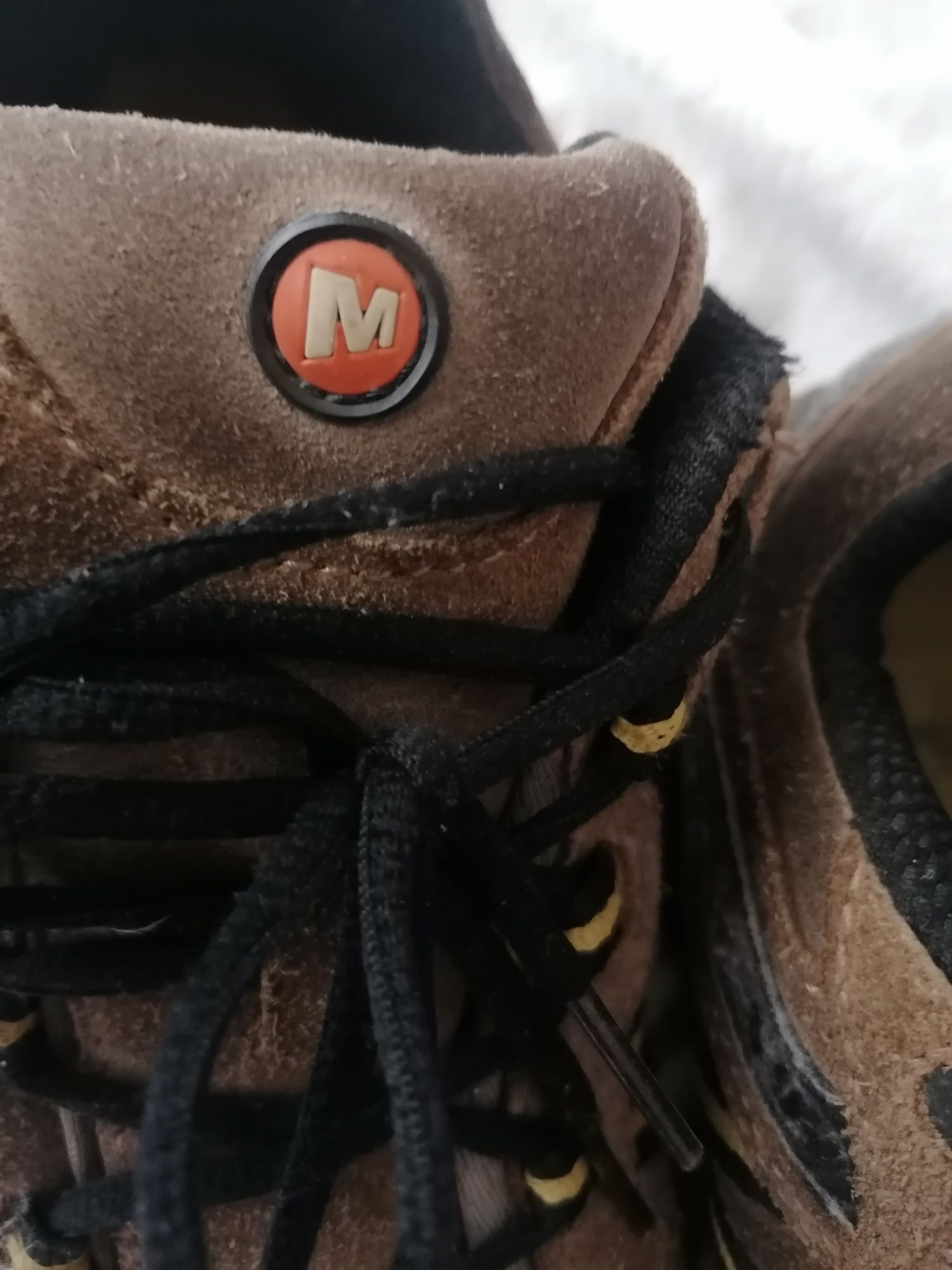 Merrell, nº 41 castanhos