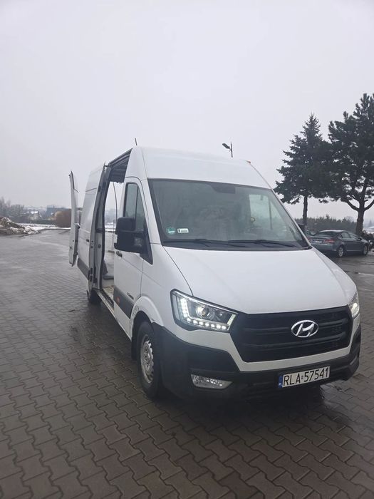 Hyundai H350  HYUNDAI H350 L3H2, webasto, łóżko rozkładane