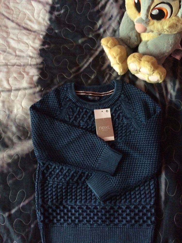 Новий дитячий светр