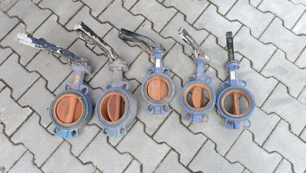 Засувки задвижки батерфляй