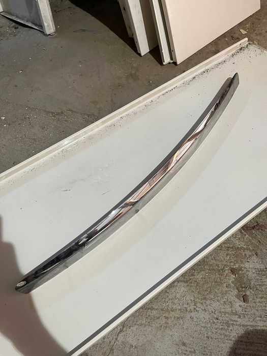 Listwa maski chrom FORD FOCUS MK2