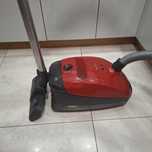 Odkurzacz workowy 1600W Miele S2, mocny i solidny model