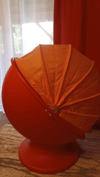 Fotel obrotowy kryjówka jajko ikea