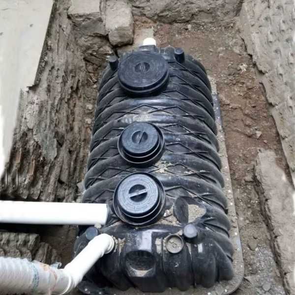 Osadnik Gnilny 1000L Zbiornik Oczyszczalni szambo 1m3 do 2 osób