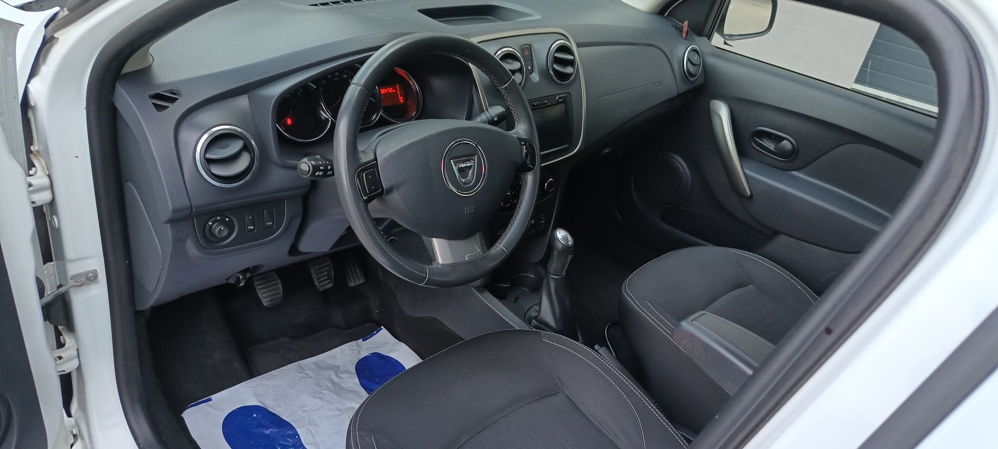 Sprzedam bardzo ładną Dacię Logan sprowadzoną z Holandii 100% oryginał