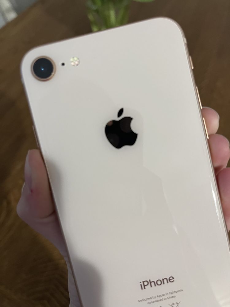 iPhone 8 64GB używany