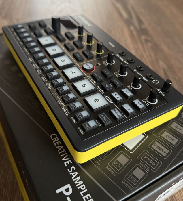 Семплер Roland P-6 (новий)