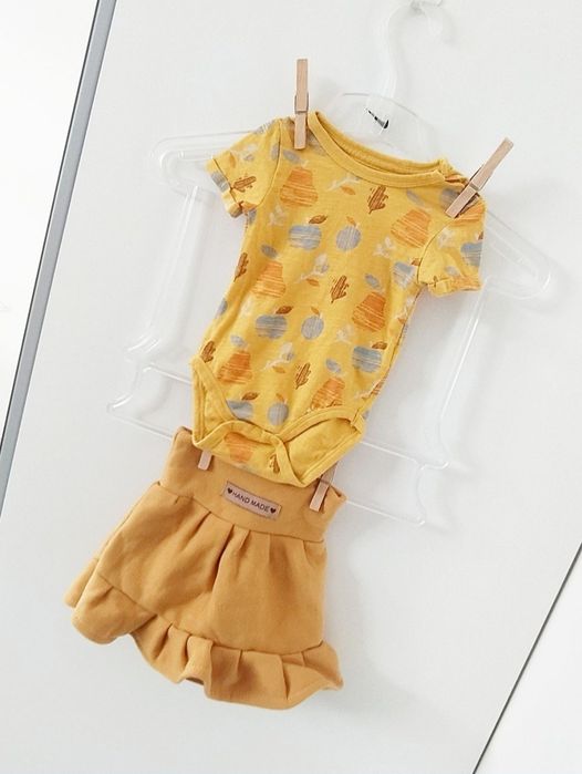 Spódniczka niemowlęca i body