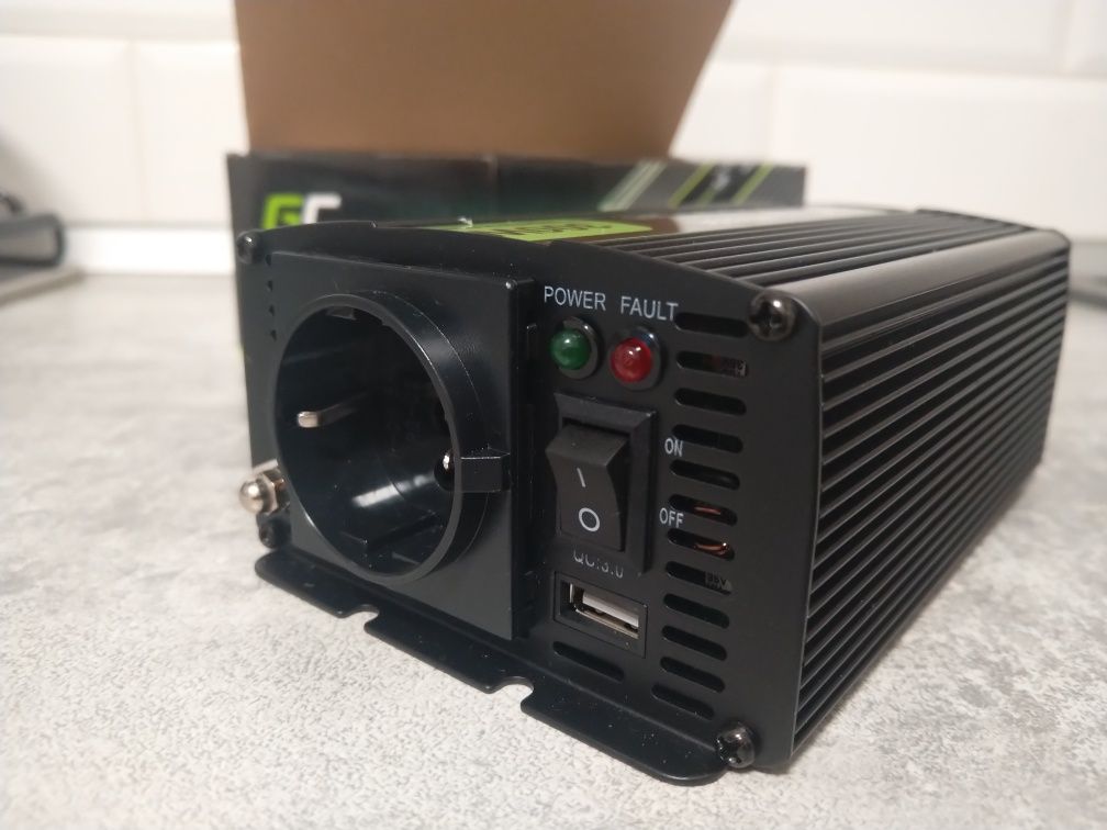 Інвертор GreenCell, 24v (300w - робоча потужність, 600w - пускова)