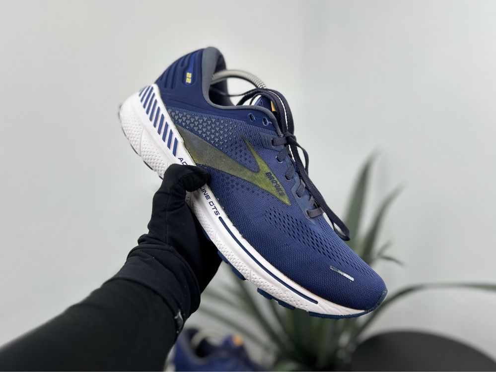 Оригінал! Кросівки Brooks Adrenaline 46 розмір 0983